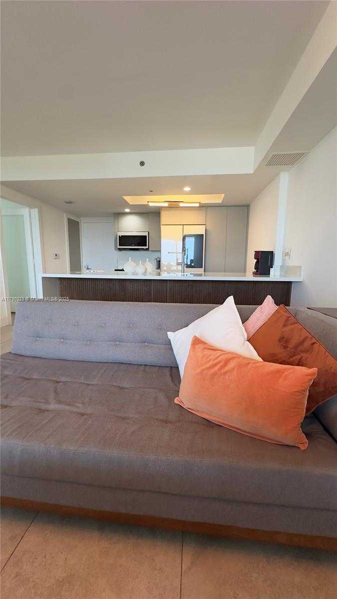 Small Image of 50 BISCAYNE BLVD #812, Miami Number 26