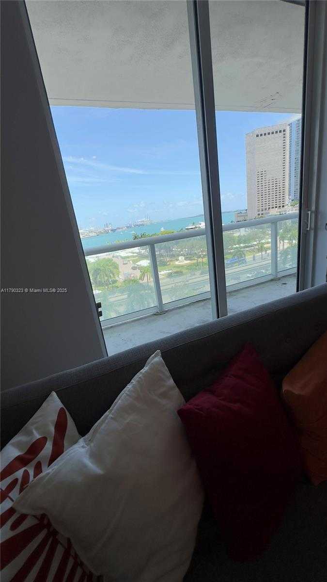 Small Image of 50 BISCAYNE BLVD #812, Miami Number 39