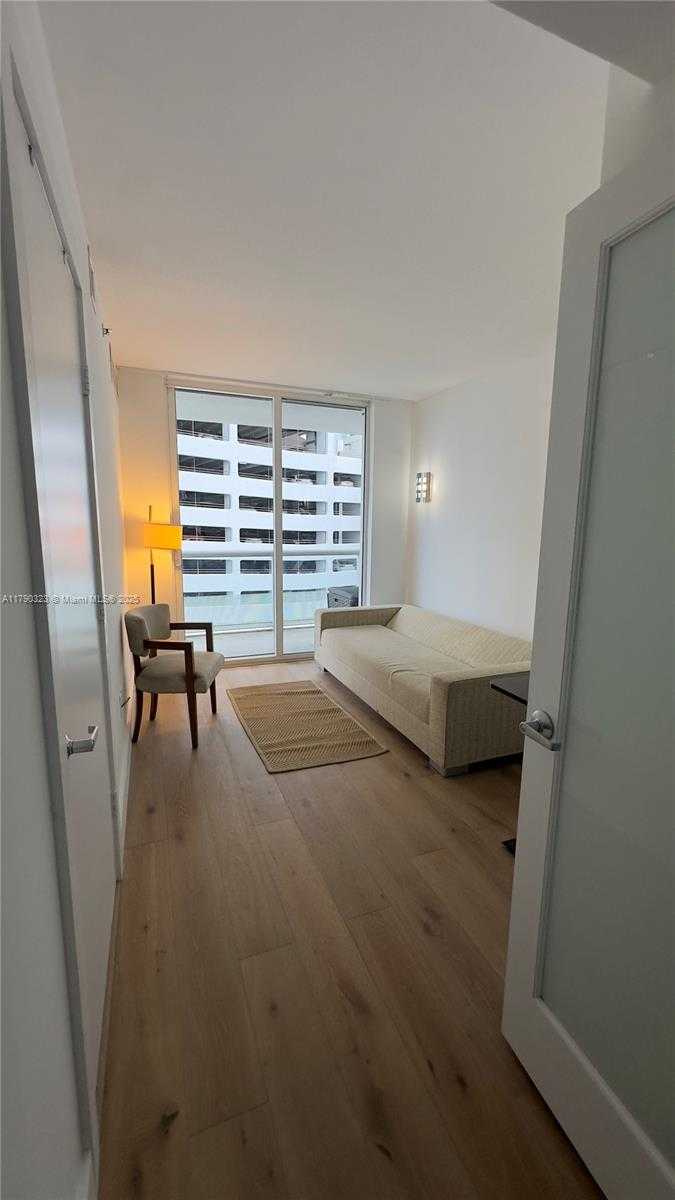 Small Image of 50 BISCAYNE BLVD #812, Miami Number 47
