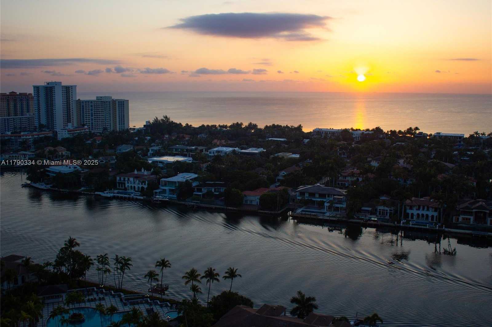 Small Image of 21050 POINT PL #2301, Aventura Number 10