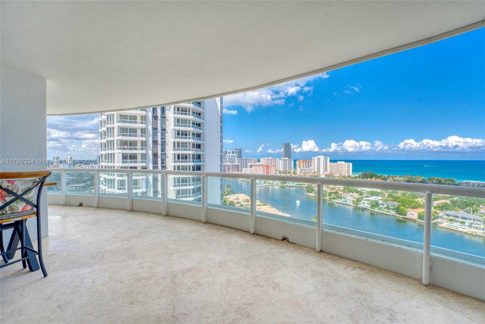 Small Image of 21050 POINT PL #2301, Aventura Number 14