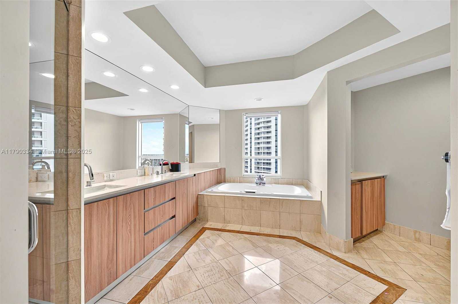 Small Image of 21050 POINT PL #2301, Aventura Number 21