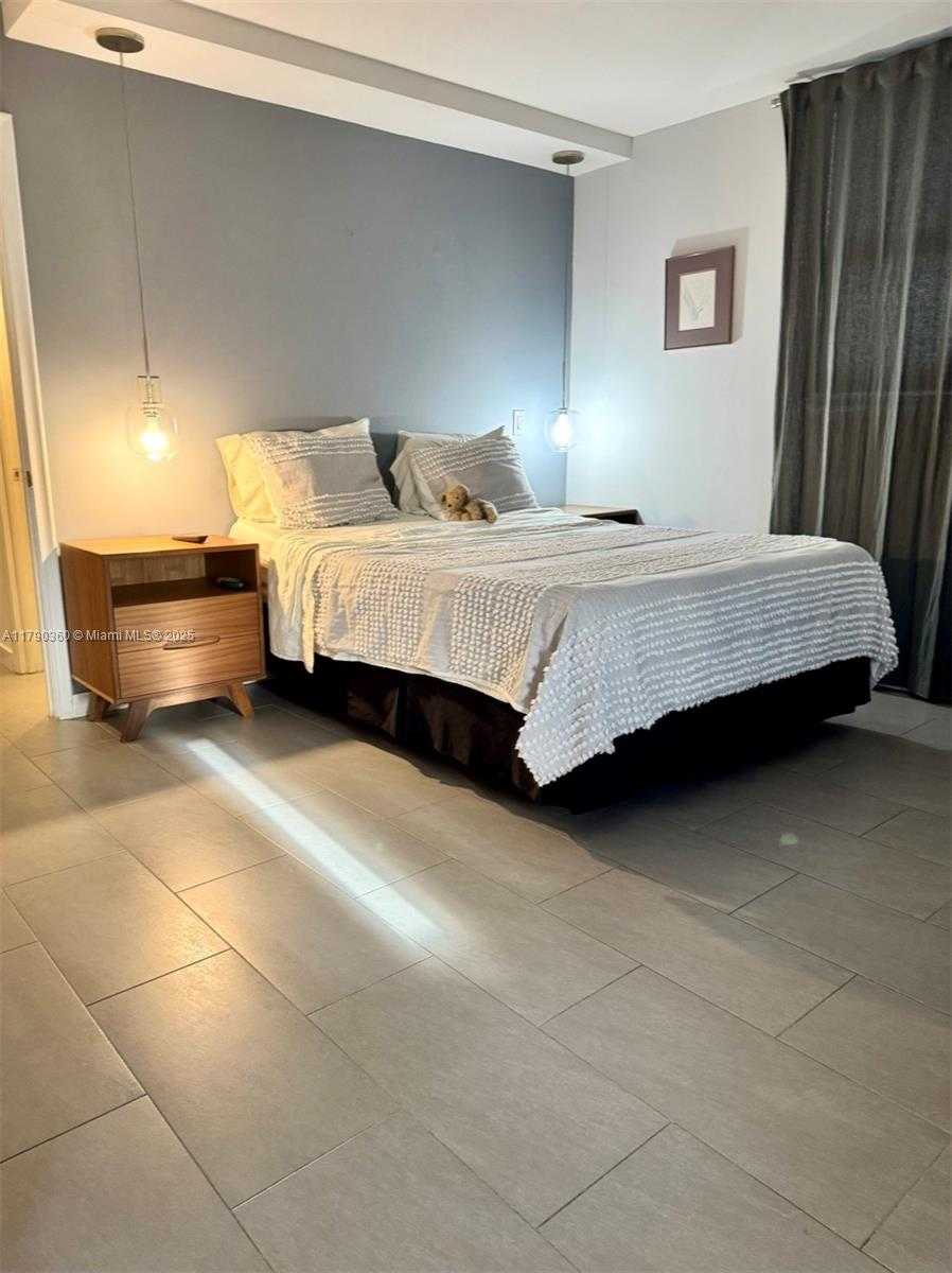 Small Image of 3600 170 ST #Apt.D.400, North Miami Beach Number 24