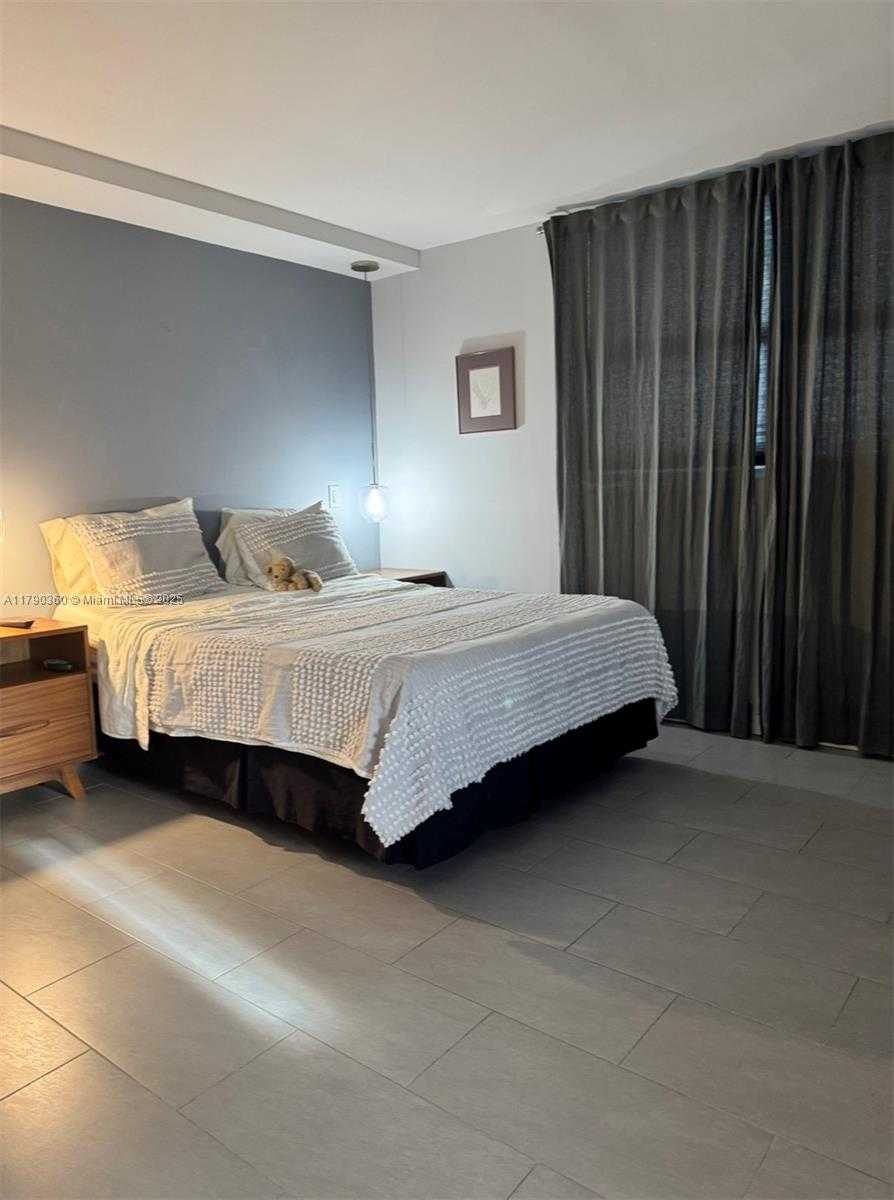 Small Image of 3600 170 ST #Apt.D.400, North Miami Beach Number 29