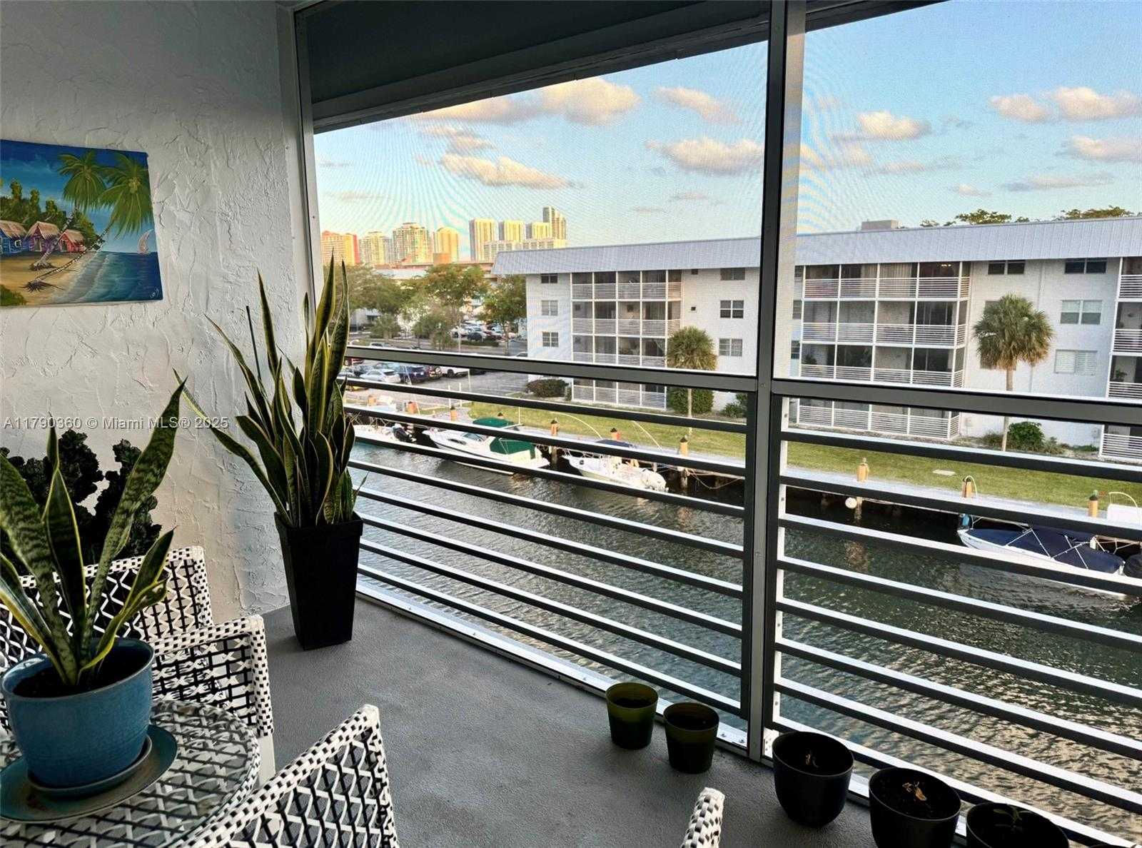 Small Image of 3600 170 ST #Apt.D.400, North Miami Beach Number 3