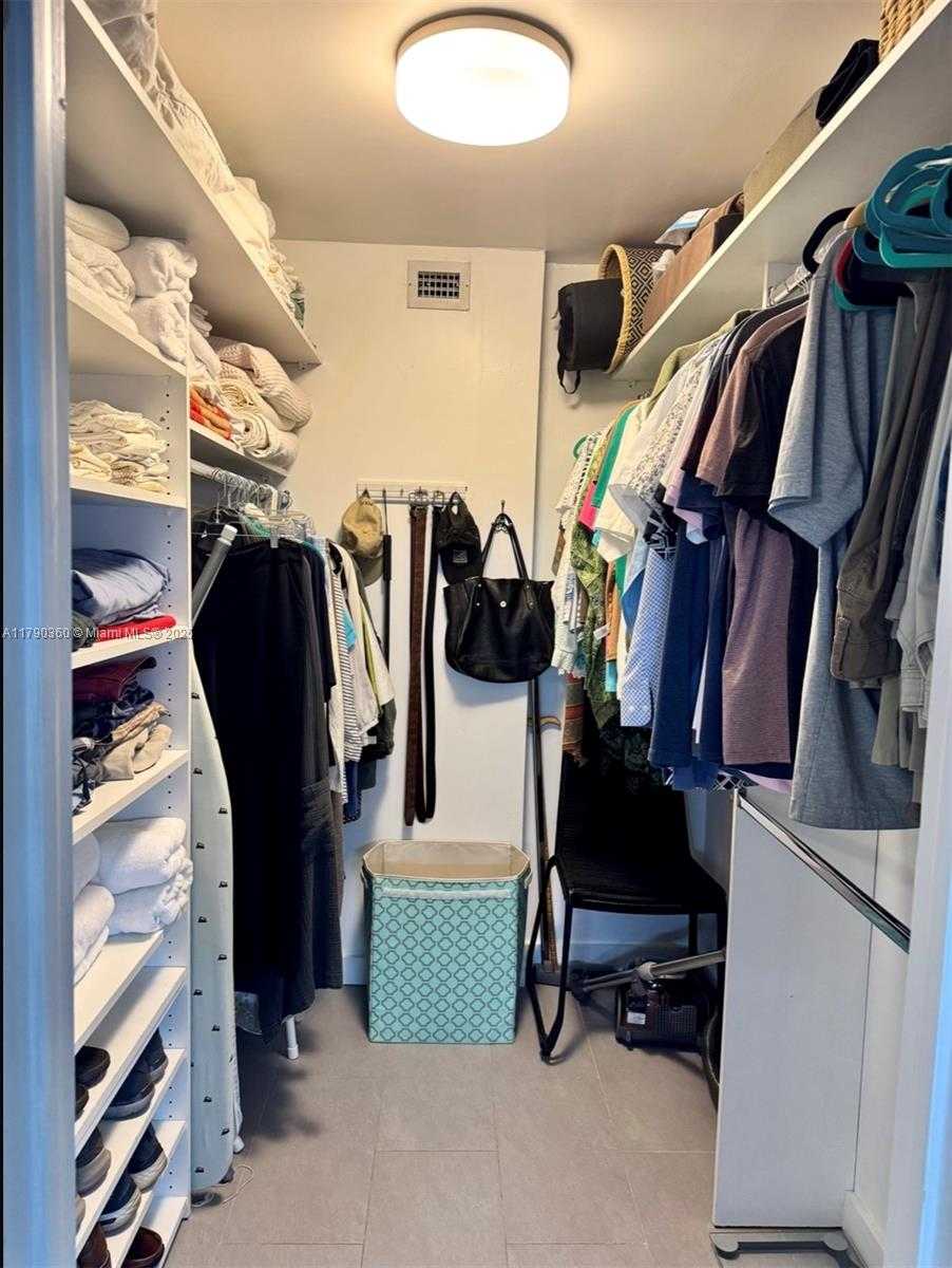 Small Image of 3600 170 ST #Apt.D.400, North Miami Beach Number 30