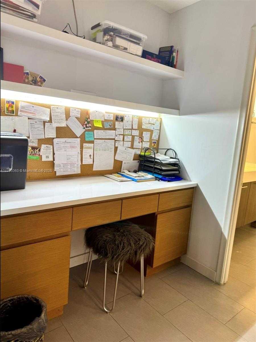 Small Image of 3600 170 ST #Apt.D.400, North Miami Beach Number 31