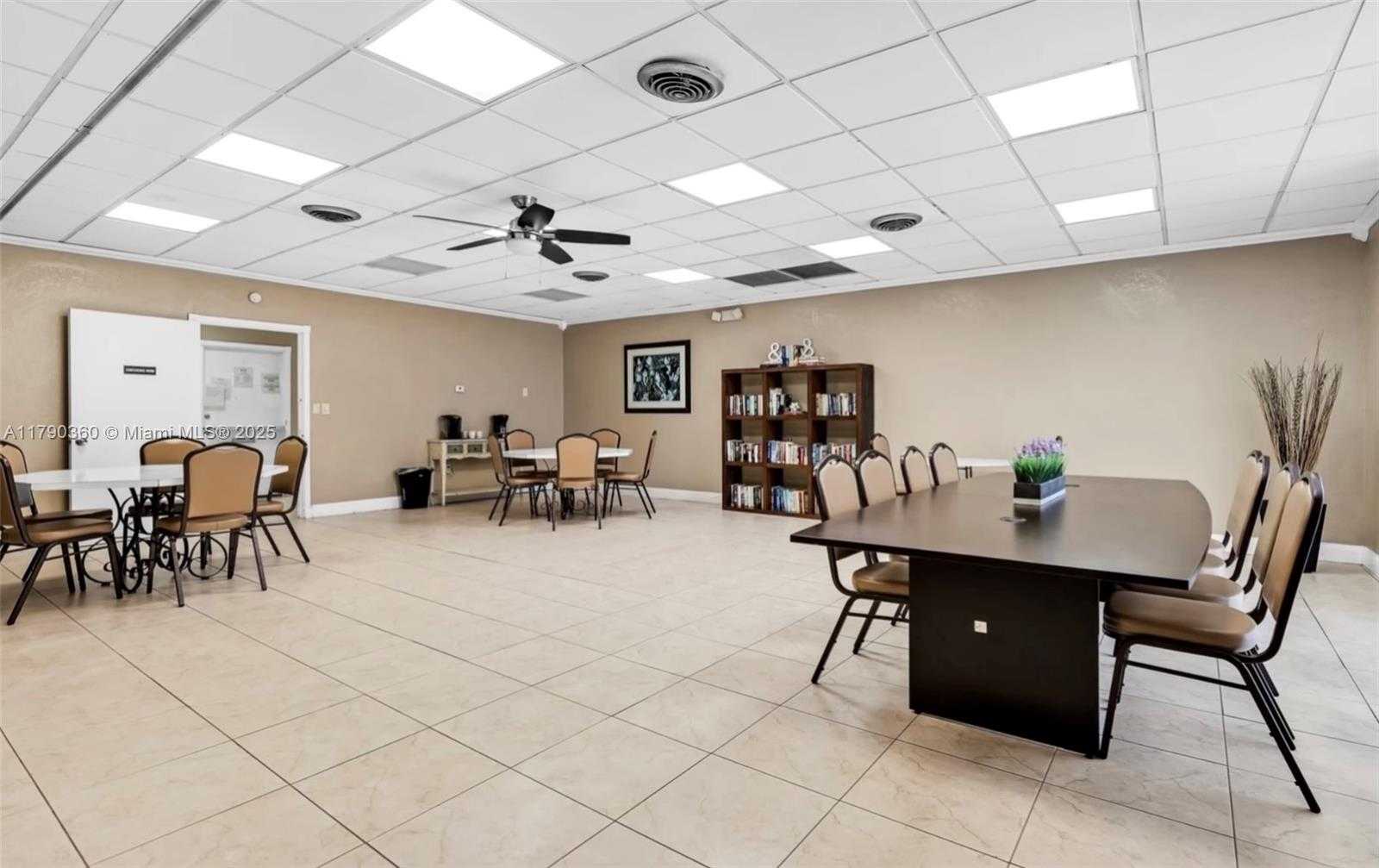 Small Image of 3600 170 ST #Apt.D.400, North Miami Beach Number 40