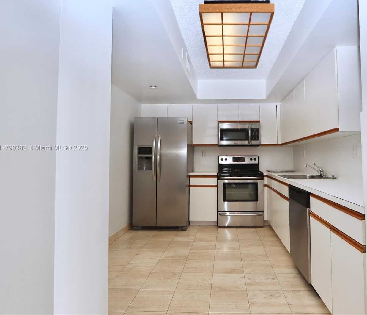 Small Image of 19195 NORTH EAST 36TH CT #608, Aventura Number 10