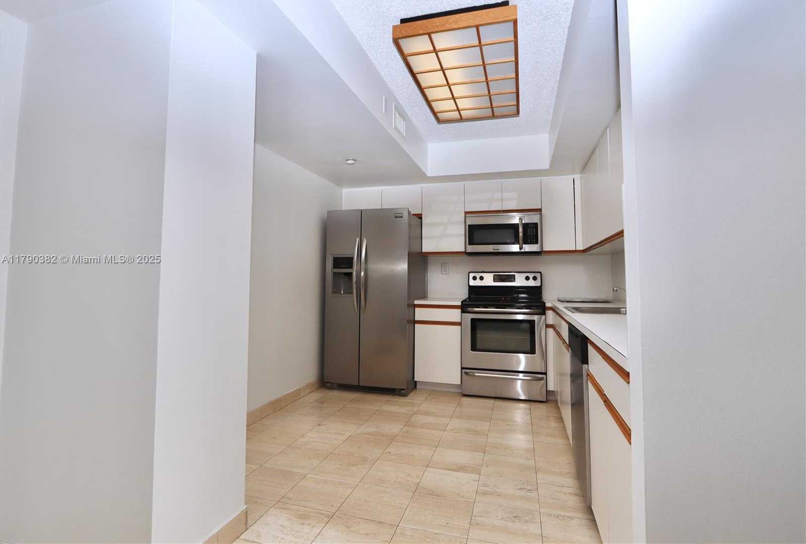 Small Image of 19195 NORTH EAST 36TH CT #608, Aventura Number 12
