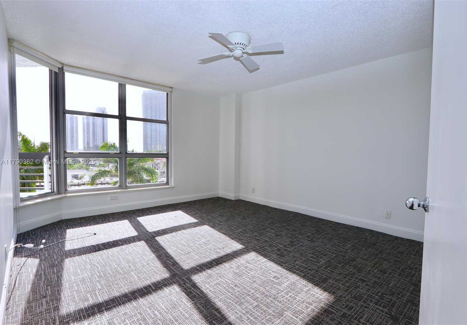 Small Image of 19195 NORTH EAST 36TH CT #608, Aventura Number 13