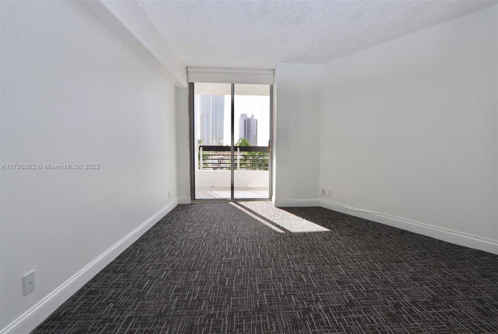 Small Image of 19195 NORTH EAST 36TH CT #608, Aventura Number 22