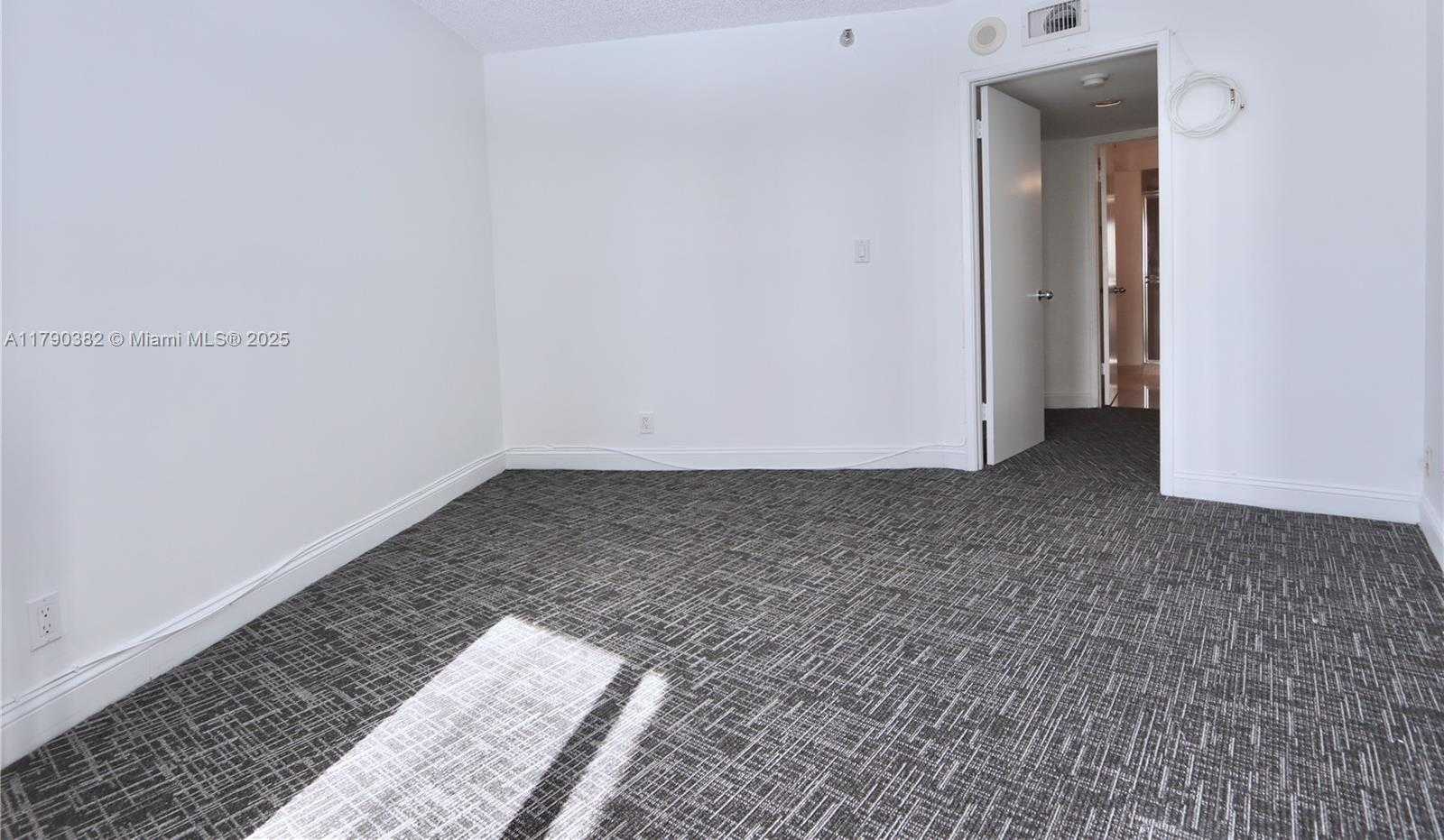 Small Image of 19195 NORTH EAST 36TH CT #608, Aventura Number 24