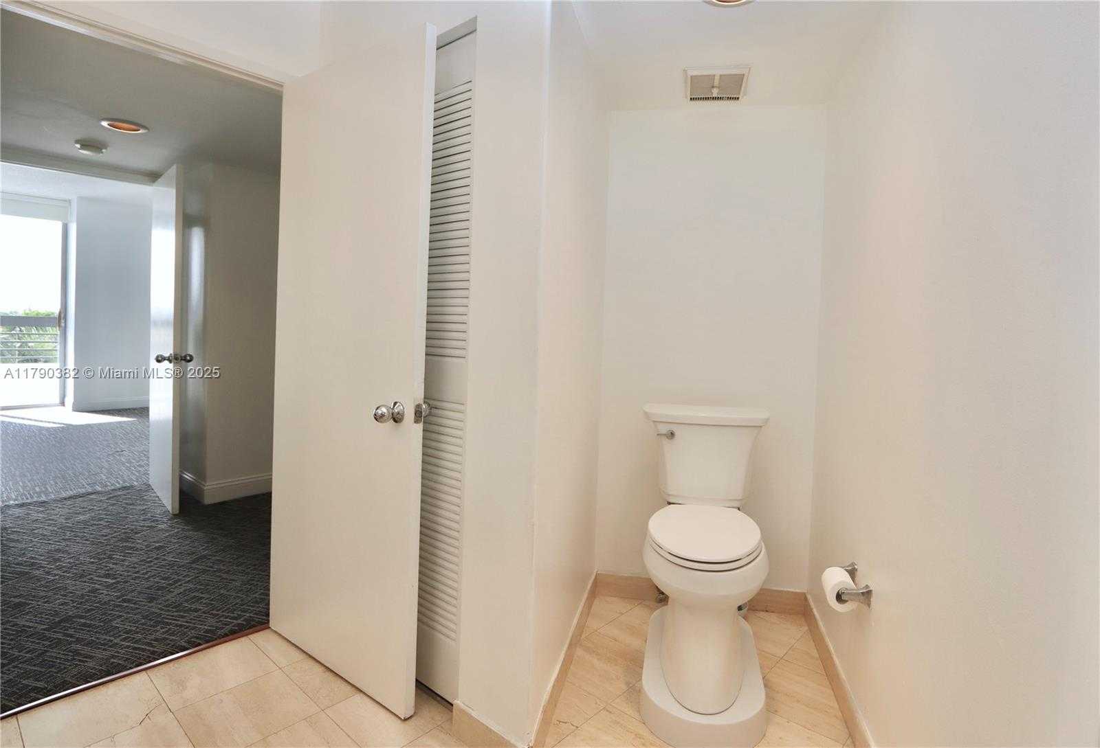 Small Image of 19195 NORTH EAST 36TH CT #608, Aventura Number 27