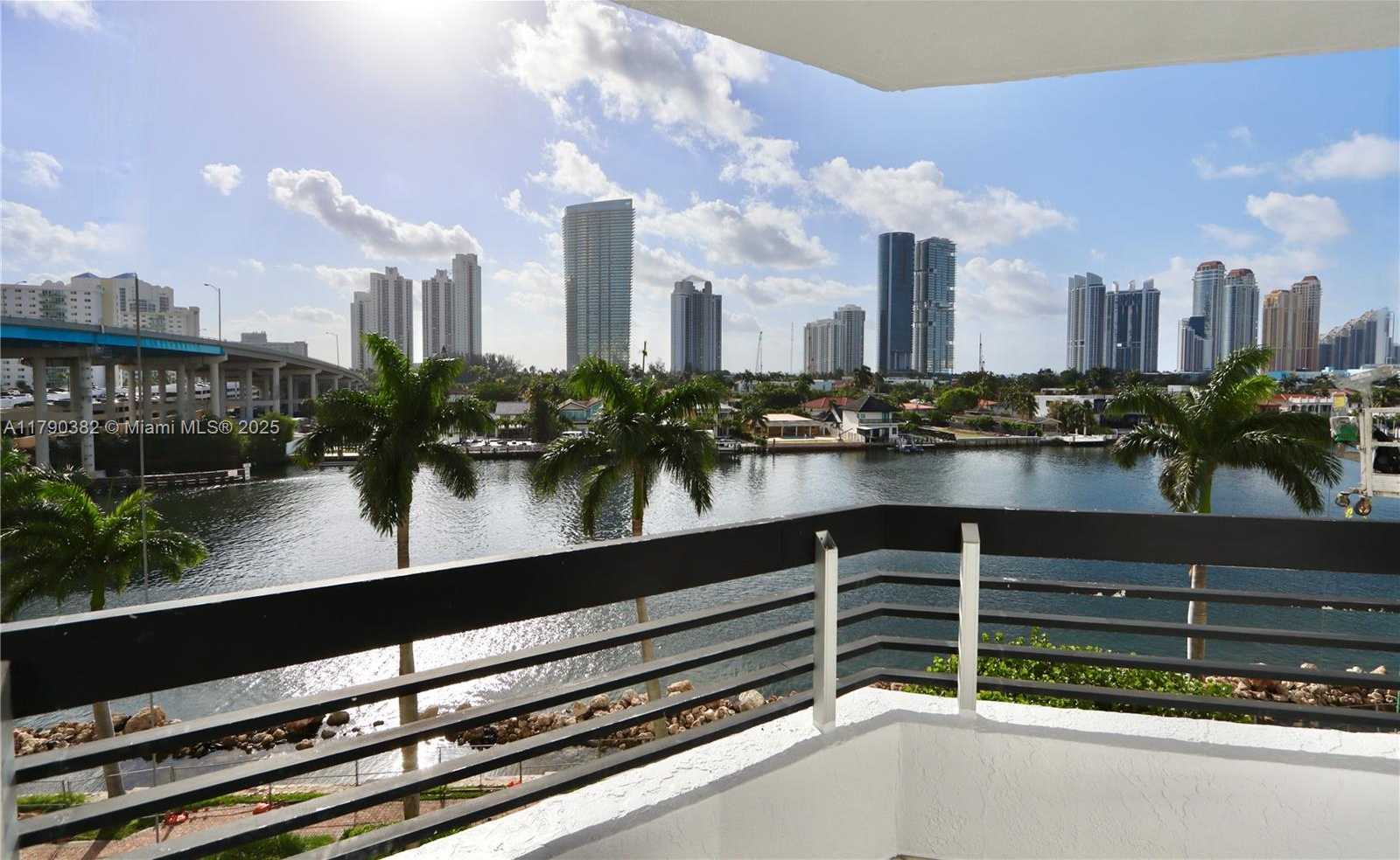 Small Image of 19195 NORTH EAST 36TH CT #608, Aventura Number 30