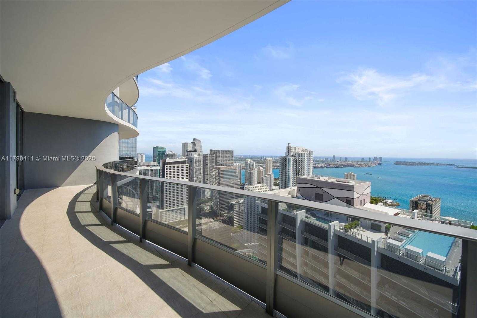 Small Image of 1000 BRICKELL PLZ #PH5603, Miami Number 21