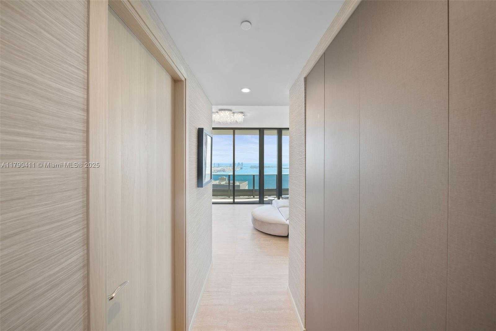 Small Image of 1000 BRICKELL PLZ #PH5603, Miami Number 24