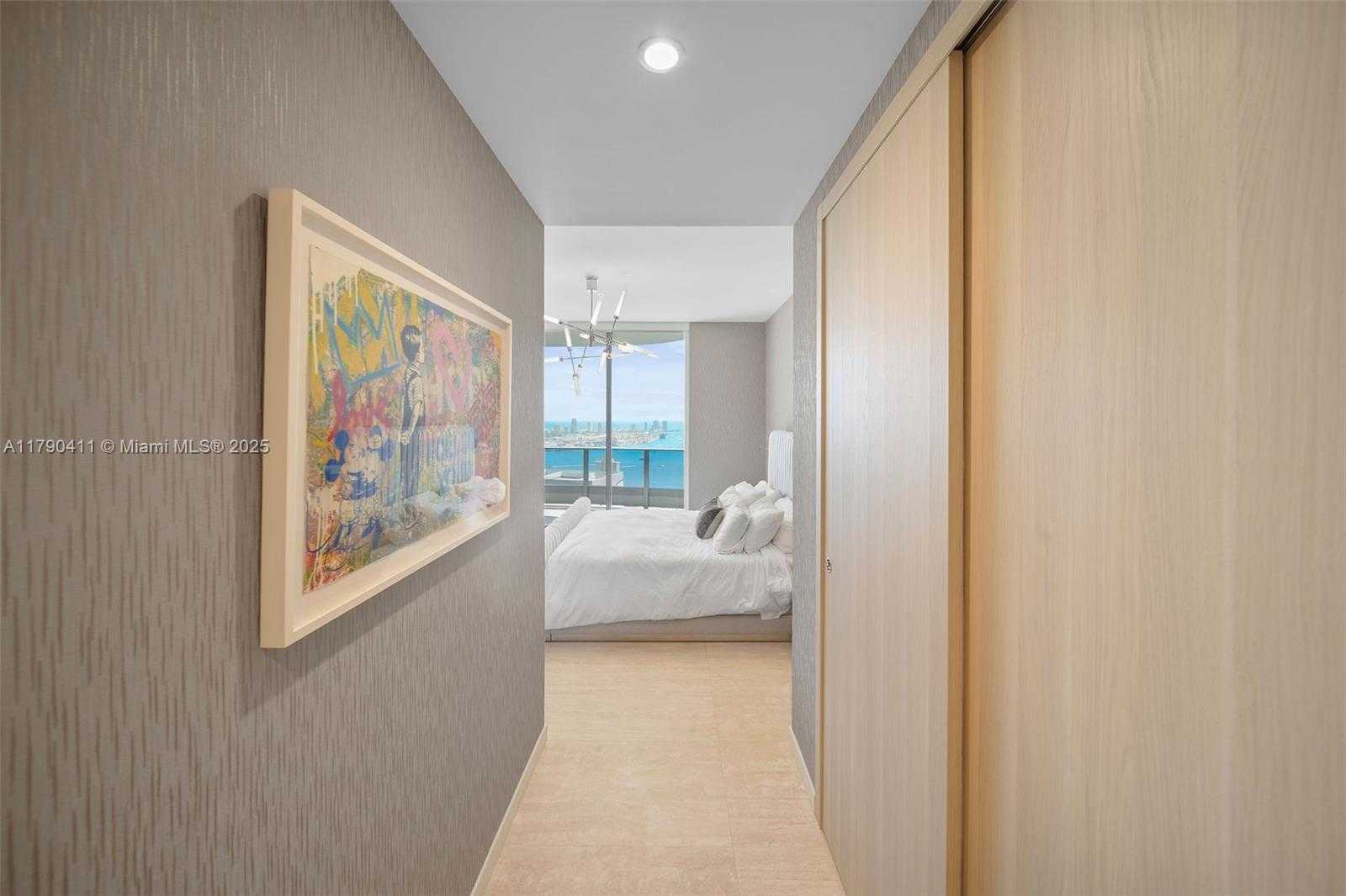 Small Image of 1000 BRICKELL PLZ #PH5603, Miami Number 27