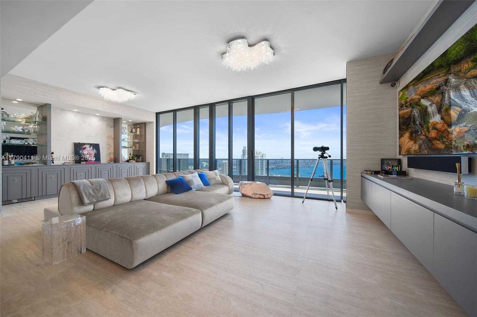 Small Image of 1000 BRICKELL PLZ #PH5603, Miami Number 5