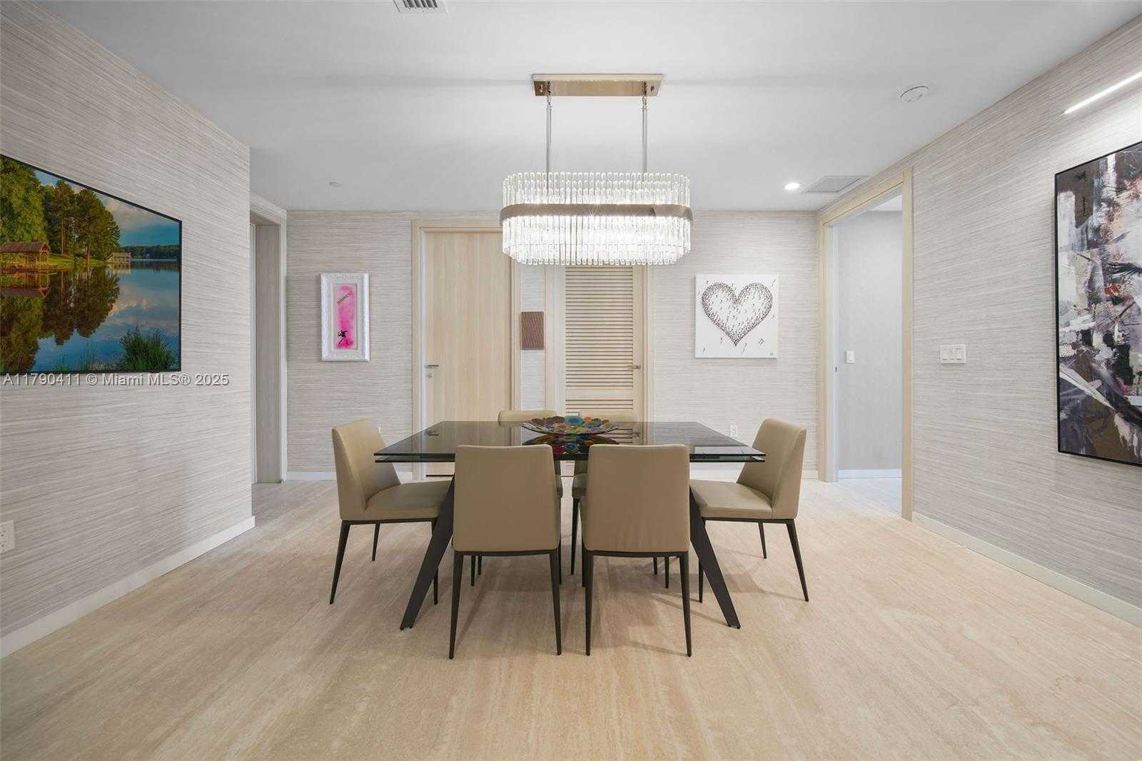Small Image of 1000 BRICKELL PLZ #PH5603, Miami Number 8