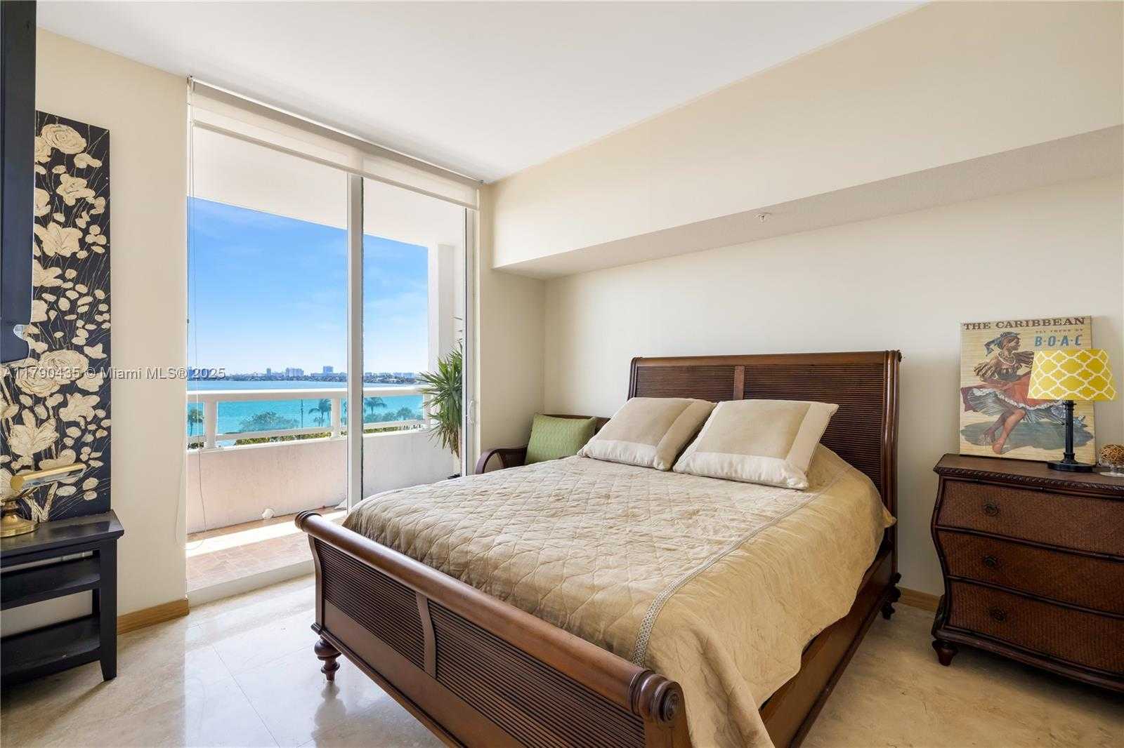 Small Image of 1800 NORTH BAYSHORE DR #509, Miami Number 19