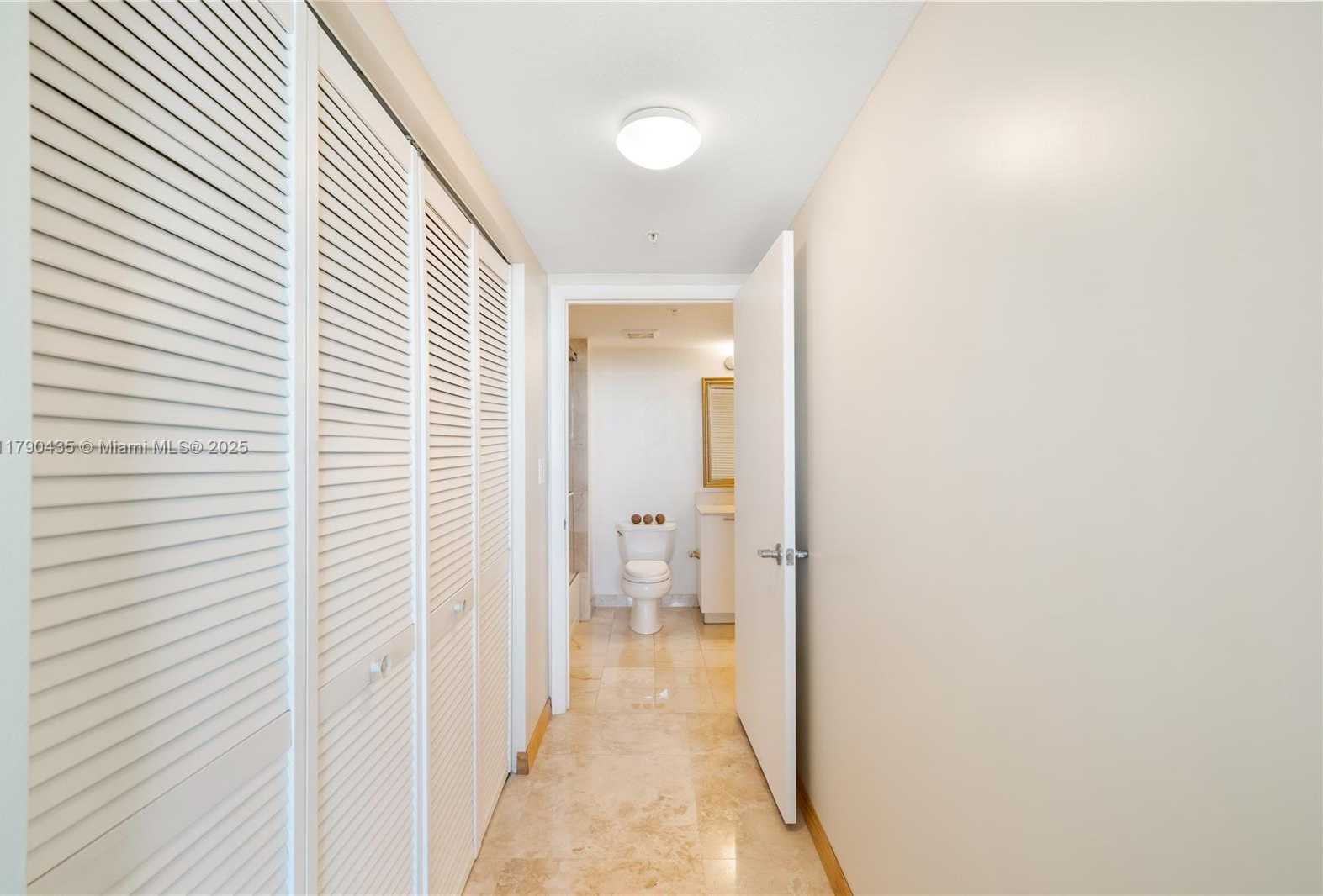 Small Image of 1800 NORTH BAYSHORE DR #509, Miami Number 21