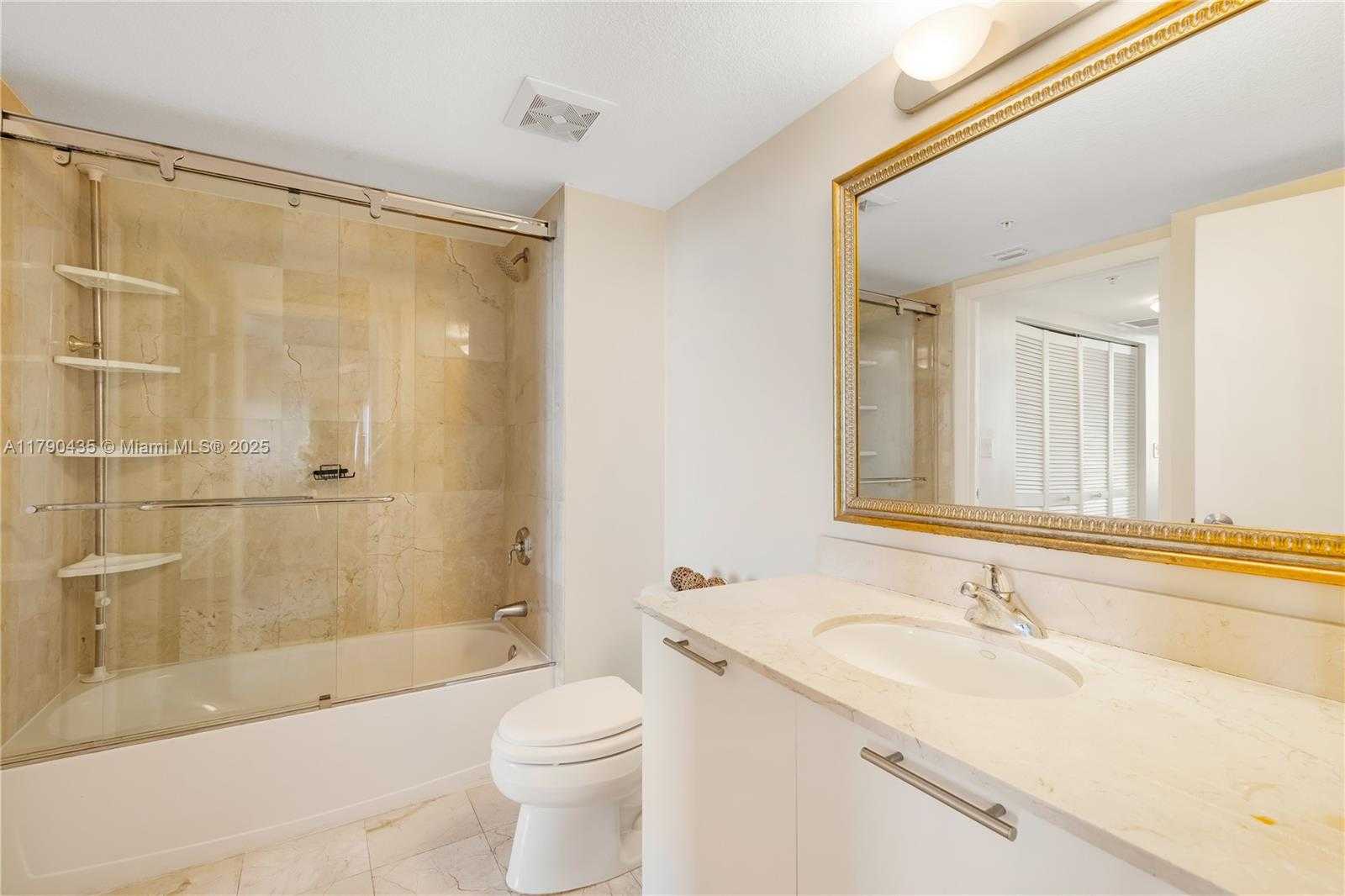 Small Image of 1800 NORTH BAYSHORE DR #509, Miami Number 23