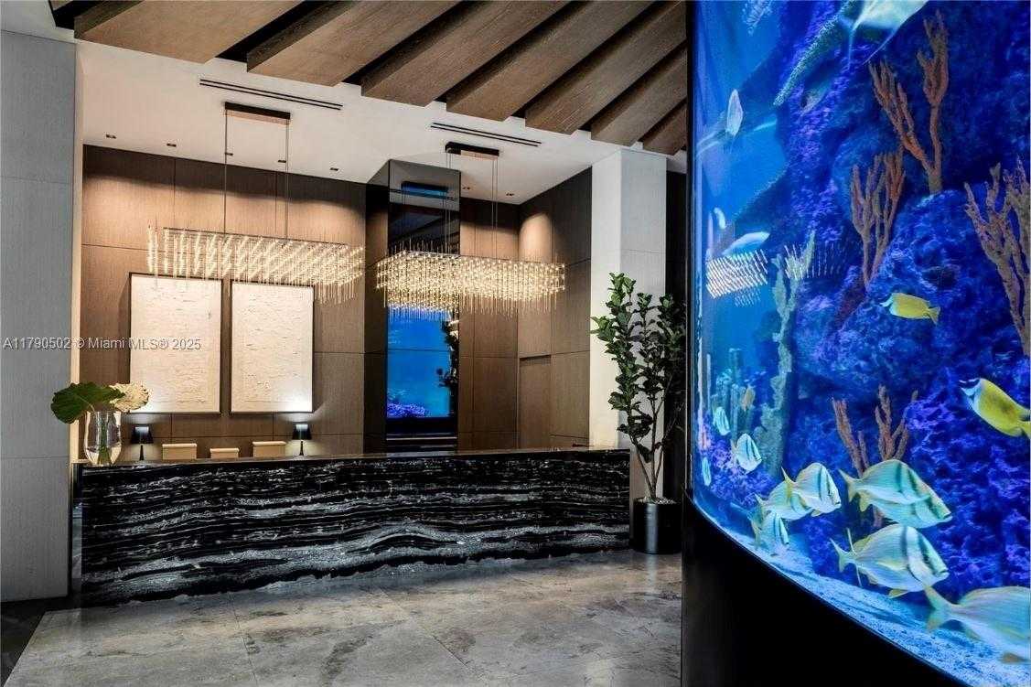 Small Image of 1451 BRICKELL AVE #1803, Miami Number 15