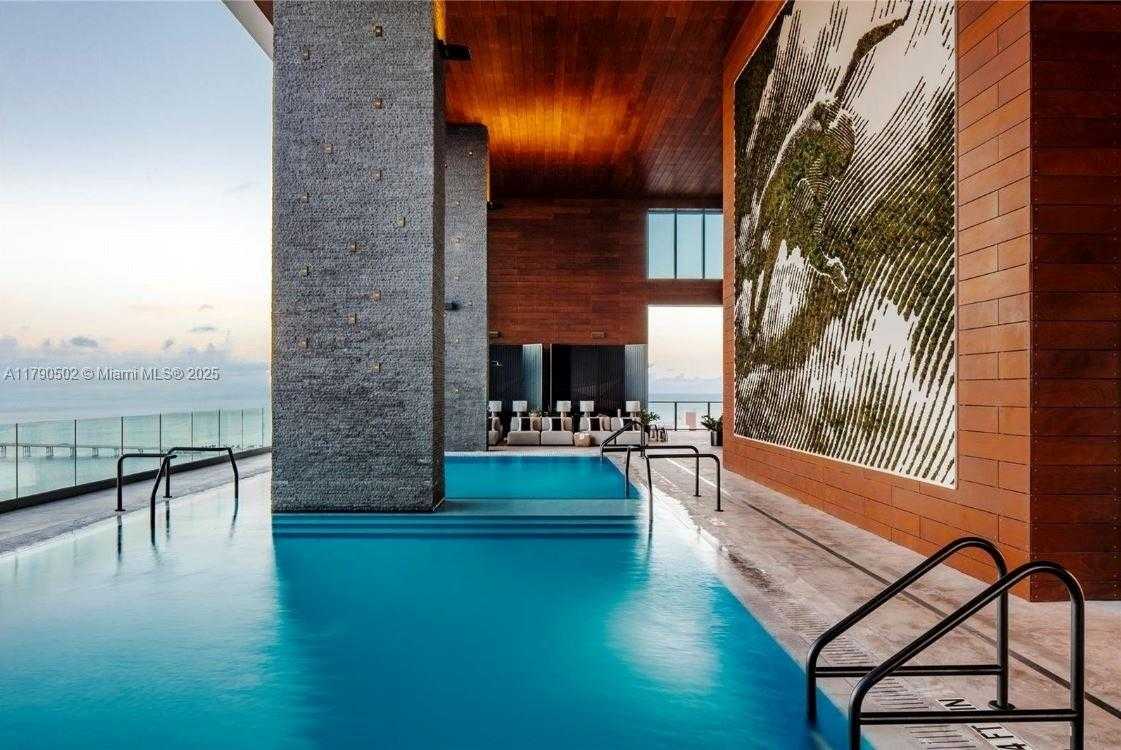 Small Image of 1451 BRICKELL AVE #1803, Miami Number 16