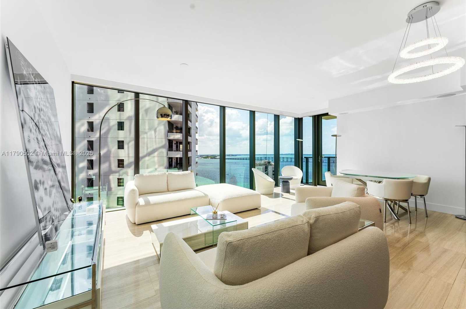 Small Image of 1451 BRICKELL AVE #1803, Miami Number 4