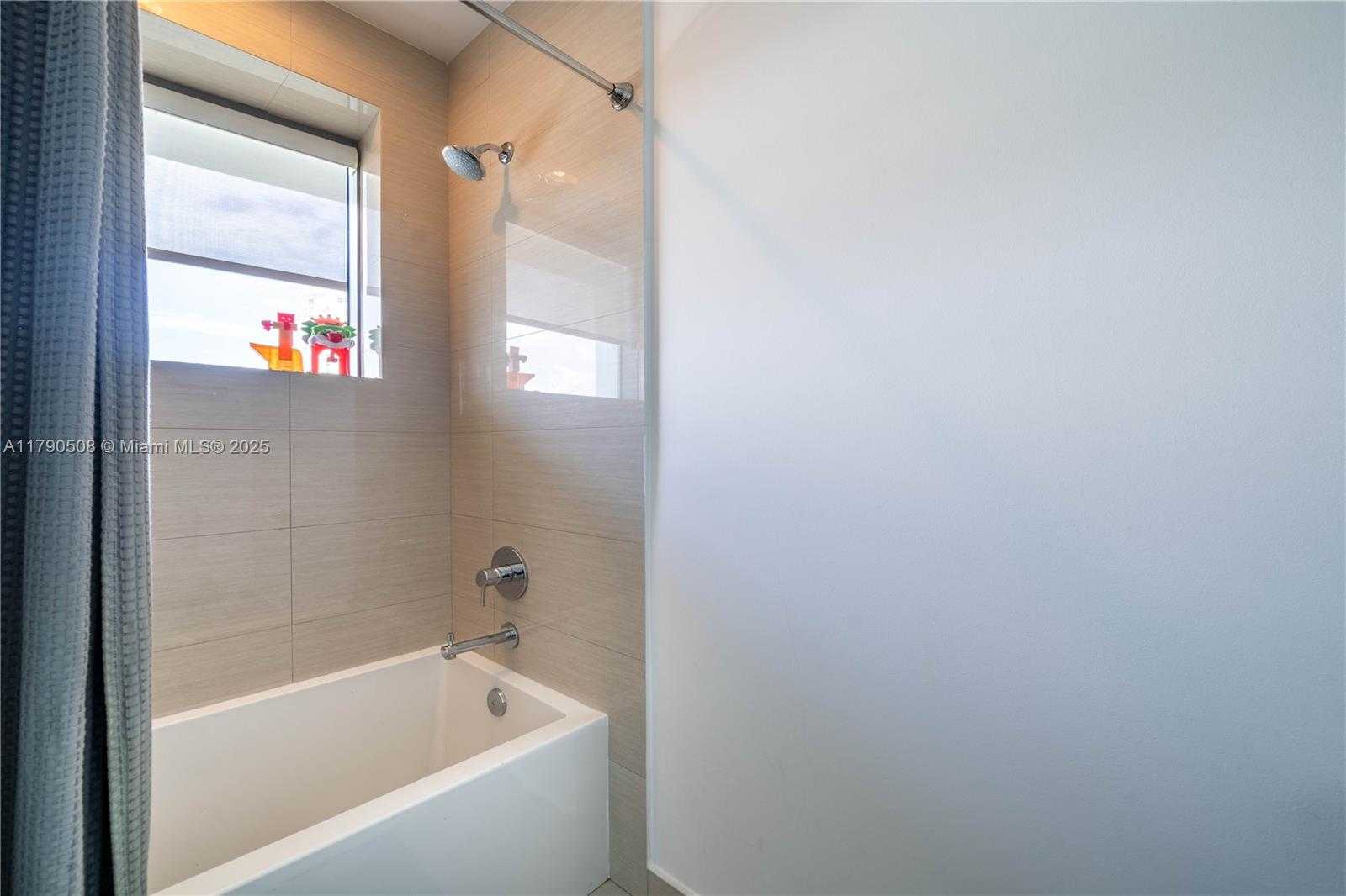 Small Image of 3250 NORTH EAST 188TH ST #606, Aventura Number 18