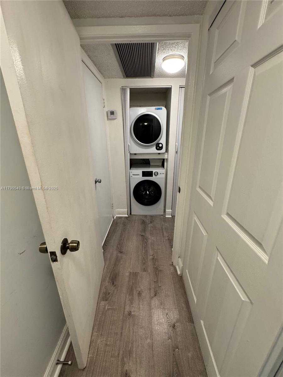 Small Image of 20515 EAST COUNTRY CLUB DR #148, Aventura Number 11