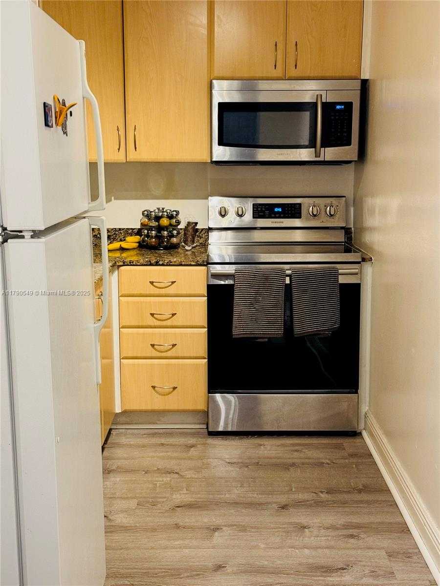 Small Image of 20515 EAST COUNTRY CLUB DR #148, Aventura Number 19