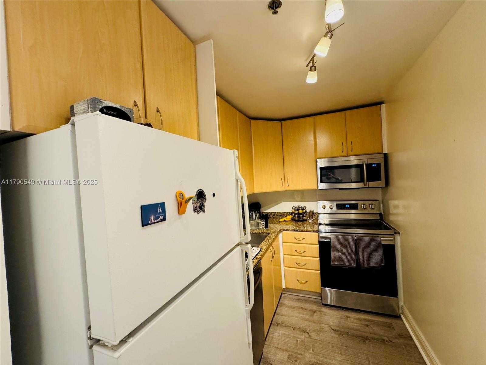 Small Image of 20515 EAST COUNTRY CLUB DR #148, Aventura Number 21
