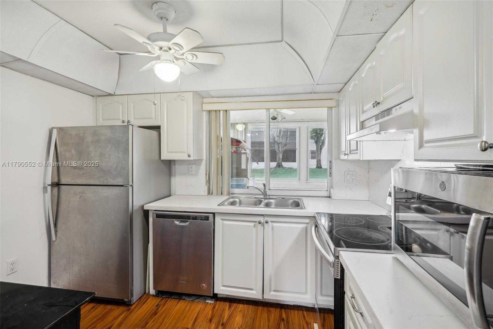 Small Image of 9201 LIME BAY BLVD #105, Tamarac Number 12