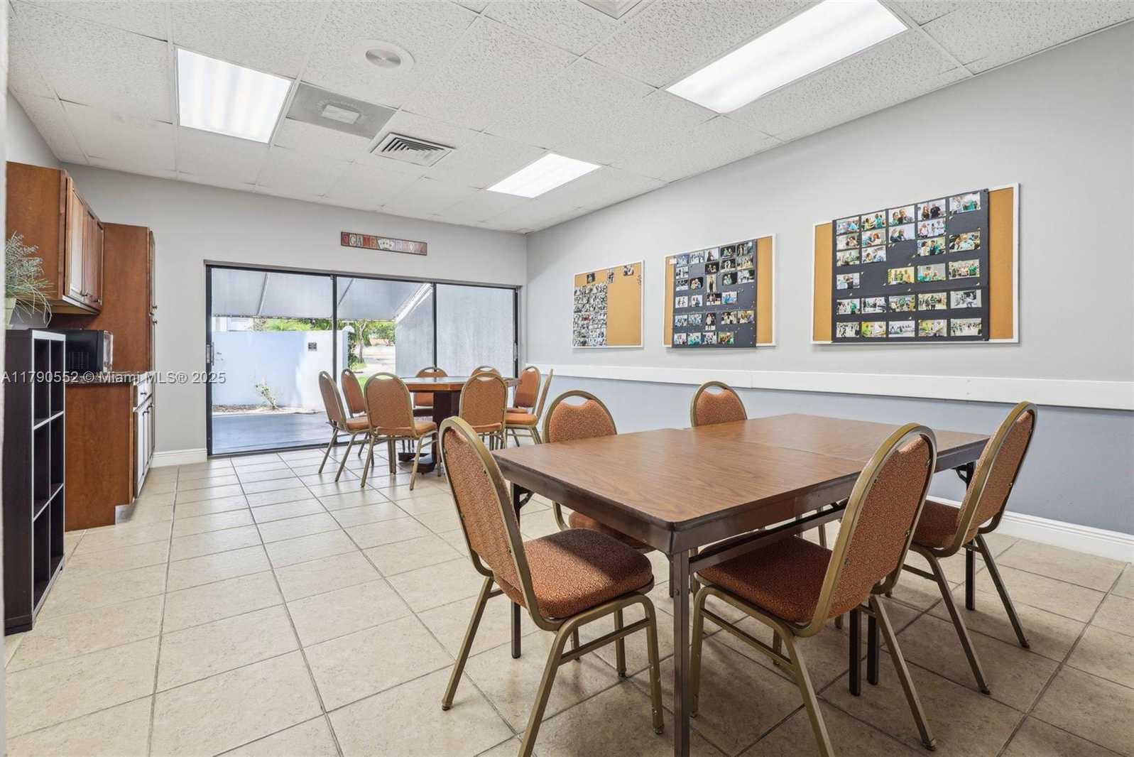 Small Image of 9201 LIME BAY BLVD #105, Tamarac Number 35