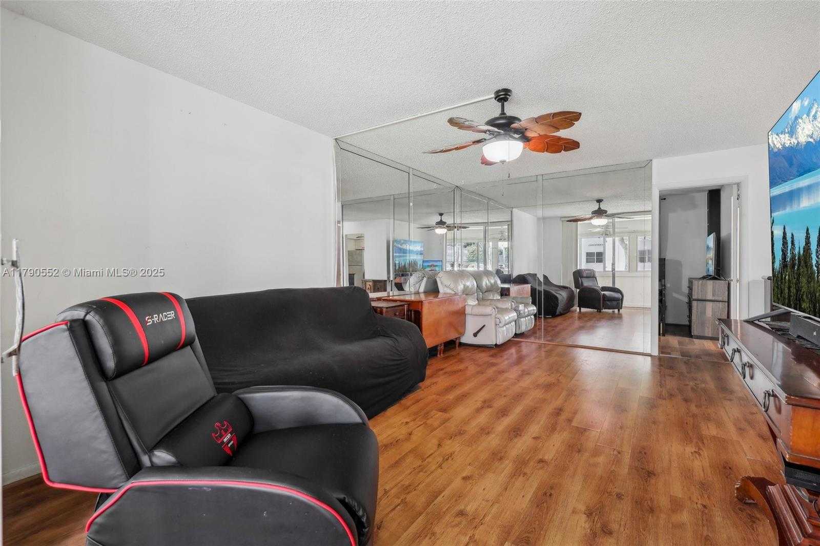 Small Image of 9201 LIME BAY BLVD #105, Tamarac Number 5
