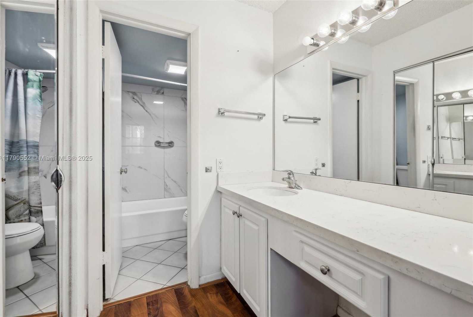Small Image of 9201 LIME BAY BLVD #105, Tamarac Number 9
