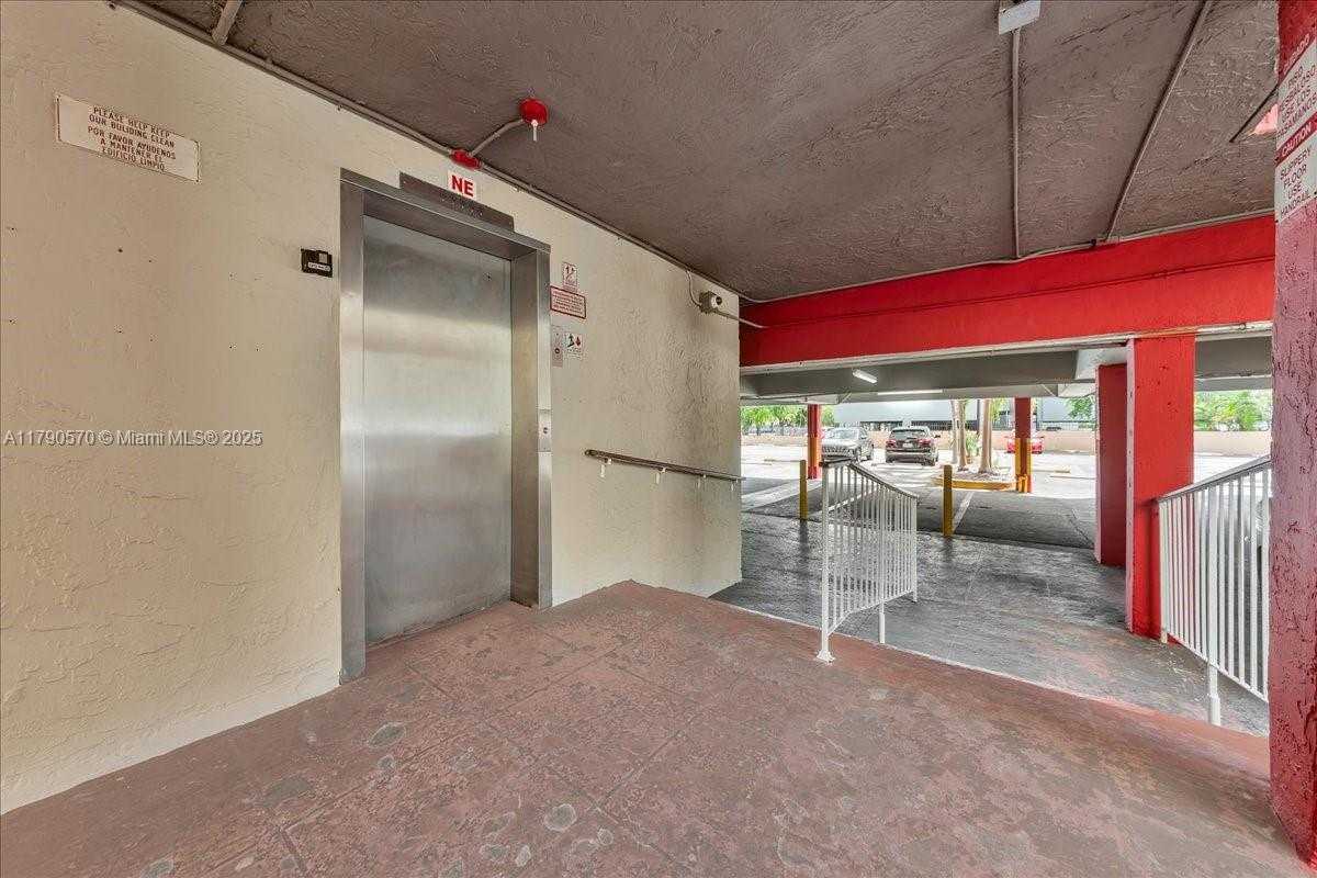 Small Image of 1750 WEST 46TH ST #433, Hialeah Number 25