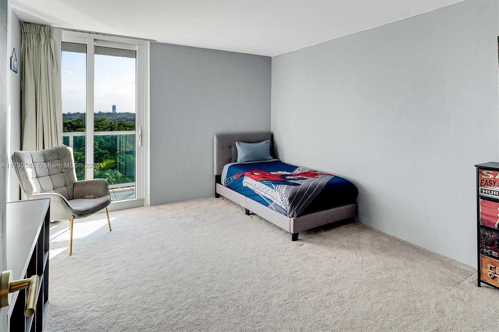 Small Image of 100 BAYVIEW #617, Sunny Isles Beach Number 15