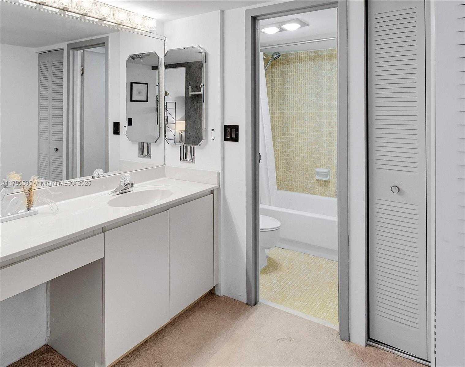 Small Image of 100 BAYVIEW #617, Sunny Isles Beach Number 22