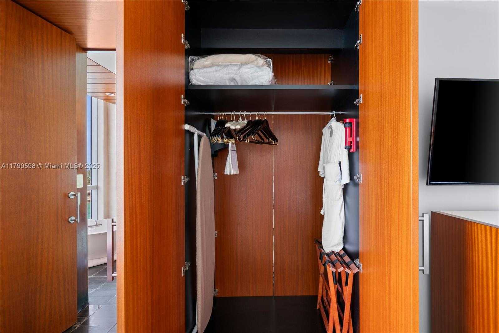 Small Image of 10295 COLLINS AVE #312, Bal Harbour Number 12