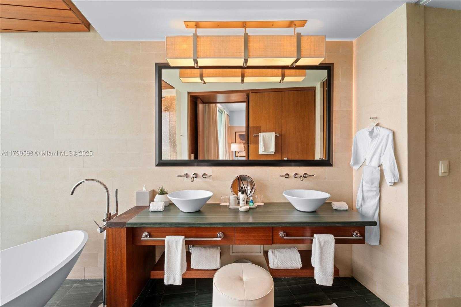 Small Image of 10295 COLLINS AVE #312, Bal Harbour Number 13
