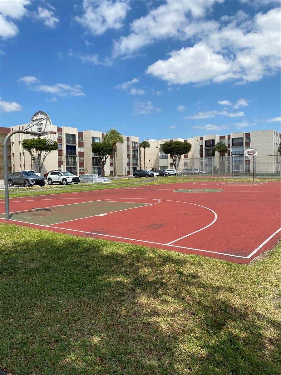 Small Image of 9411 SOUTH WEST 4TH ST #404, Miami Number 13