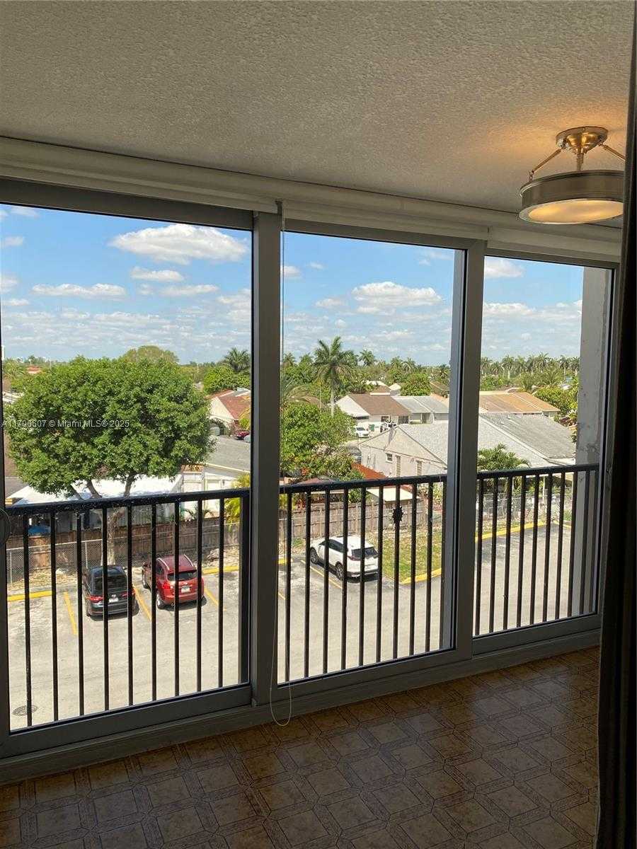 Small Image of 9411 SOUTH WEST 4TH ST #404, Miami Number 3