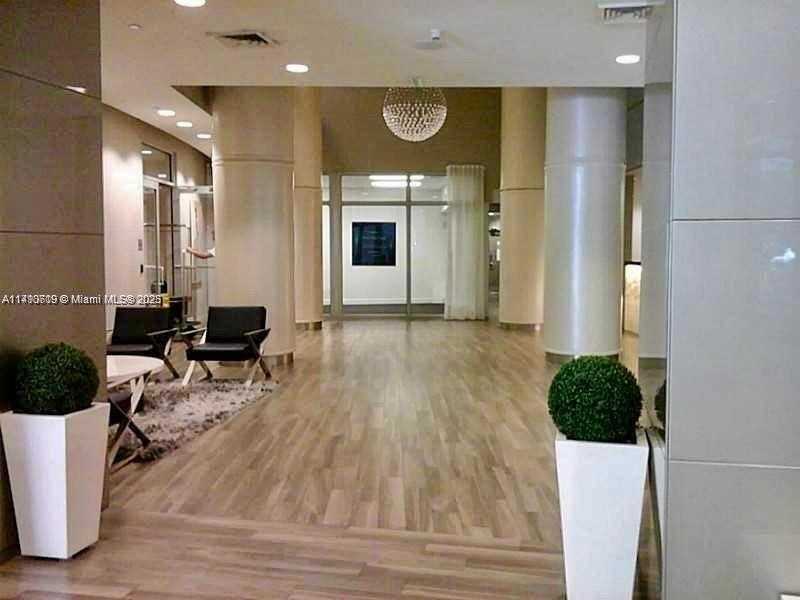 Small Image of 1750 NORTH BAYSHORE DR #1607, Miami Number 14