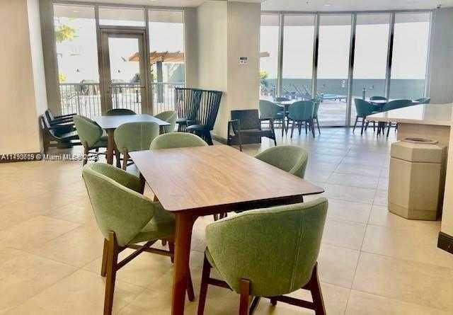 Small Image of 1750 NORTH BAYSHORE DR #1607, Miami Number 16