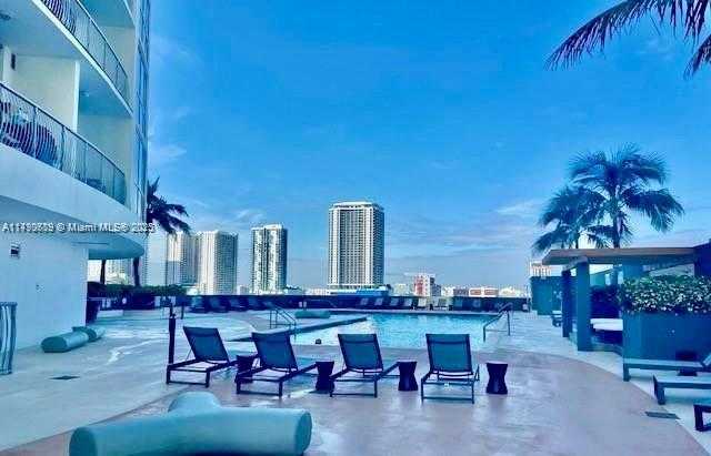 Small Image of 1750 NORTH BAYSHORE DR #1607, Miami Number 18