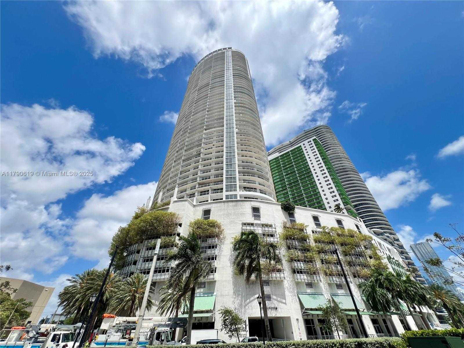 Small Image of 1750 NORTH BAYSHORE DR #1607, Miami Number 2