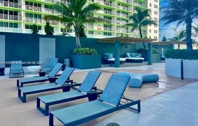Small Image of 1750 NORTH BAYSHORE DR #1607, Miami Number 20